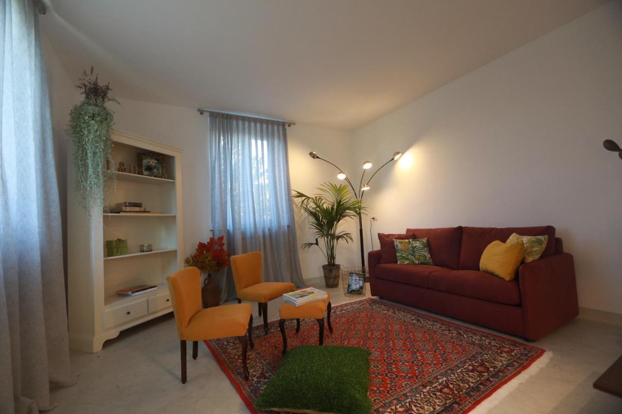 Villa Corbezzolo Luino Exteriér fotografie